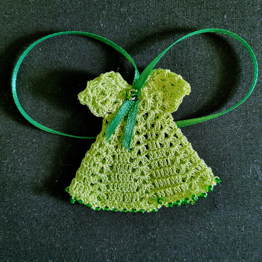 Irish Crochet scissors fob.
